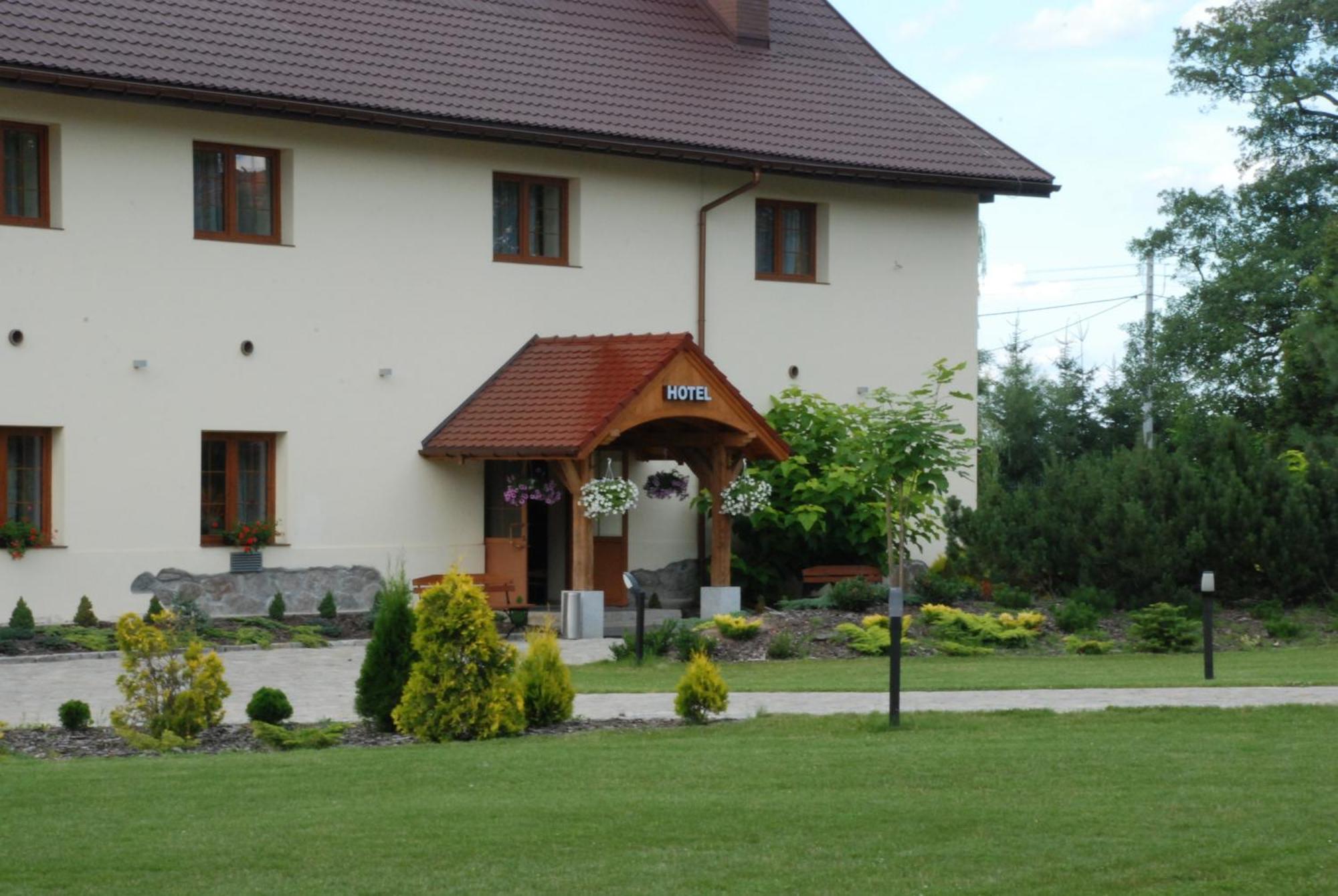 Hotel Karczyce Exteriér fotografie
