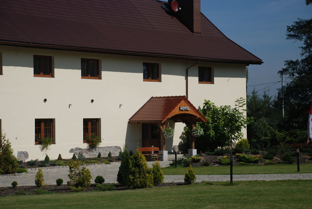 Hotel Karczyce Exteriér fotografie