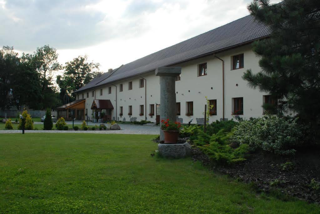 Hotel Karczyce Exteriér fotografie